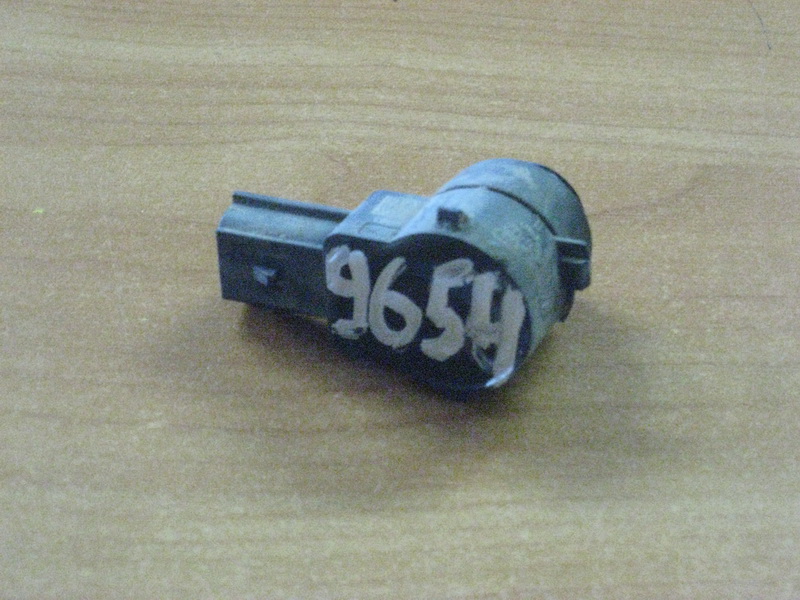Датчик парковки Opel Astra J