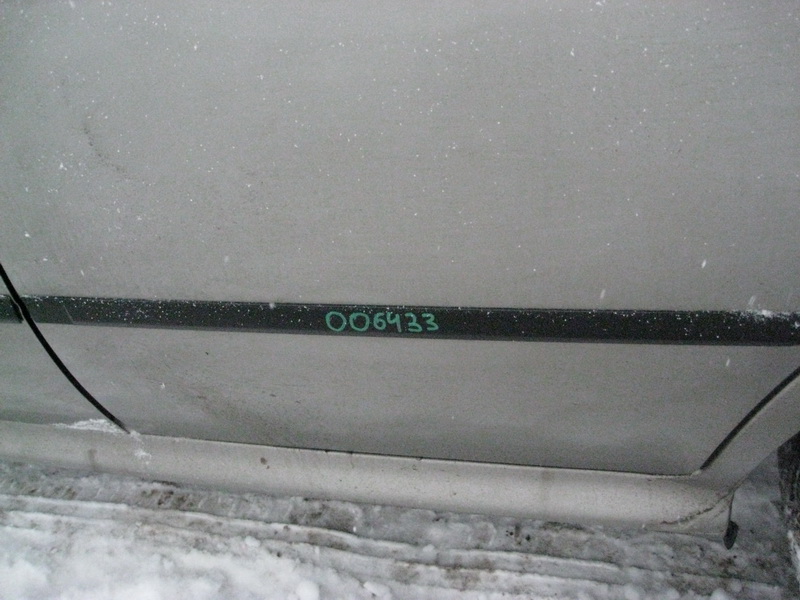 Молдинг двери задней левой  Skoda Octavia A4