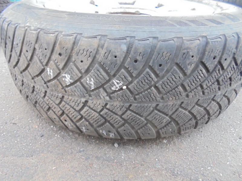 Резина Bfgoodrich g-force stud R15