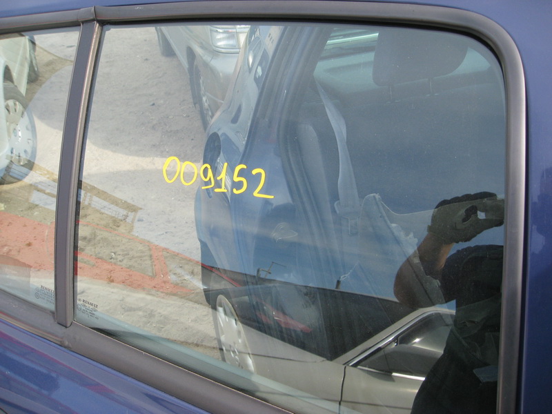 Стекло двери задней правой Renault Clio/Symbol