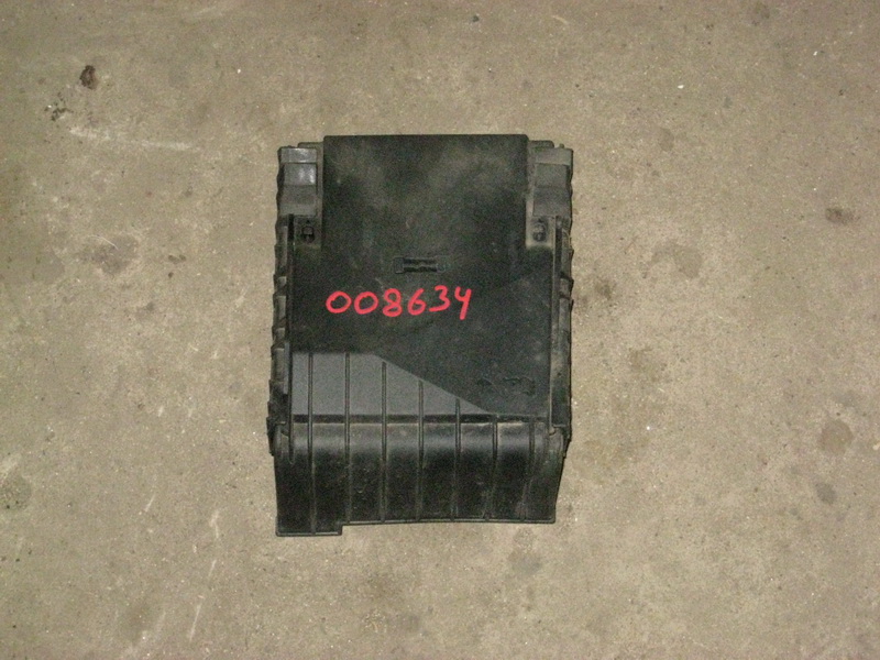 Крышка блока предохранителей Skoda Octavia (A5 1Z-)