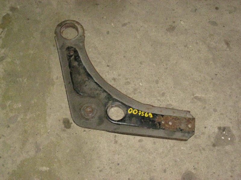 Рычаг передний левый Ford Escort 1990-1995