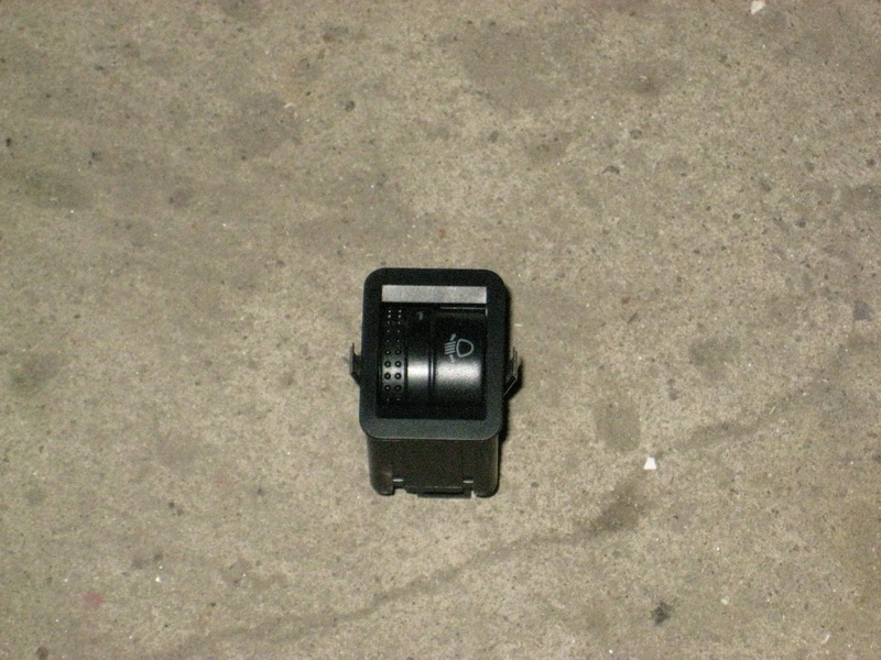 Кнопка корректора фар Skoda Octavia (A4 1U-)