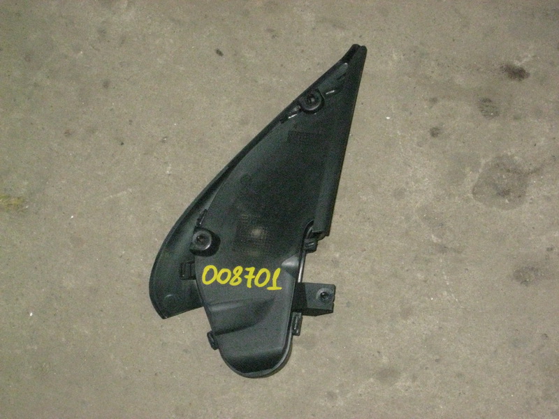 Крышка зеркала внутренняя левая Skoda Octavia A5