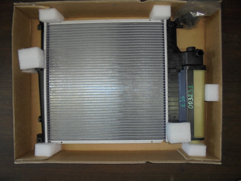 Радиатор охлаждающей жидкости BMW Е36 E34