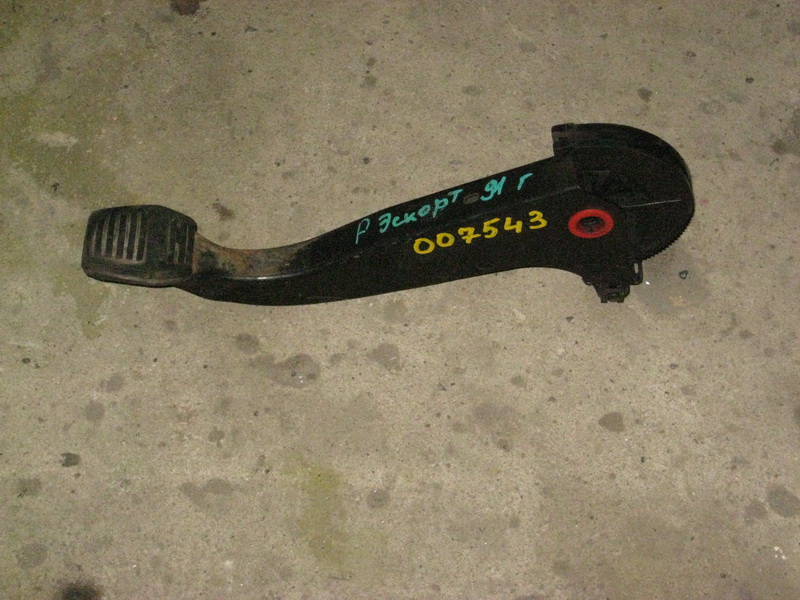 Педаль сцепления Escort 1990-1995
