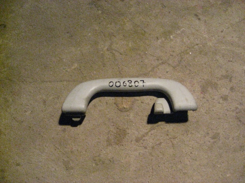 Ручка внутренняя потолочная Mazda 6 (GG)