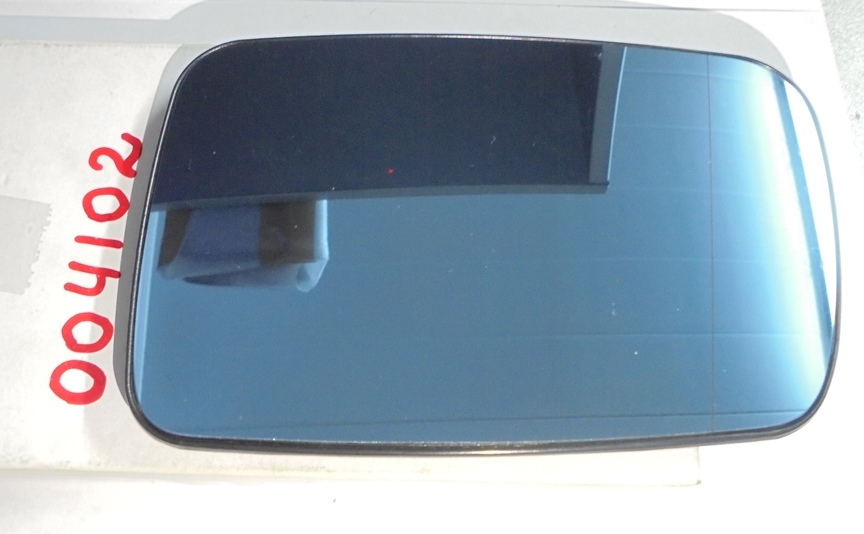 Стекло зеркала правое BMW E46 Е65
