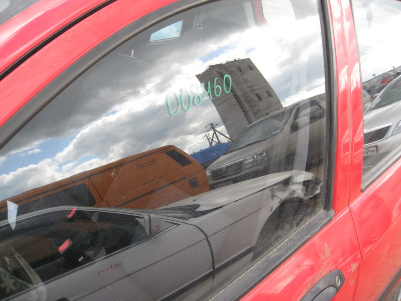 Стекло двери передней левой Hyundai Getz