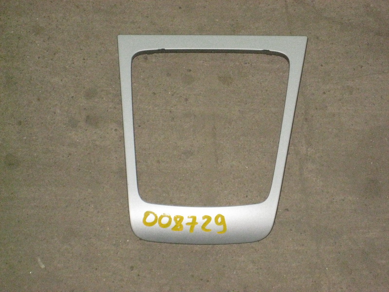 Накладка декоративная Skoda Octavia (A5 1Z-)