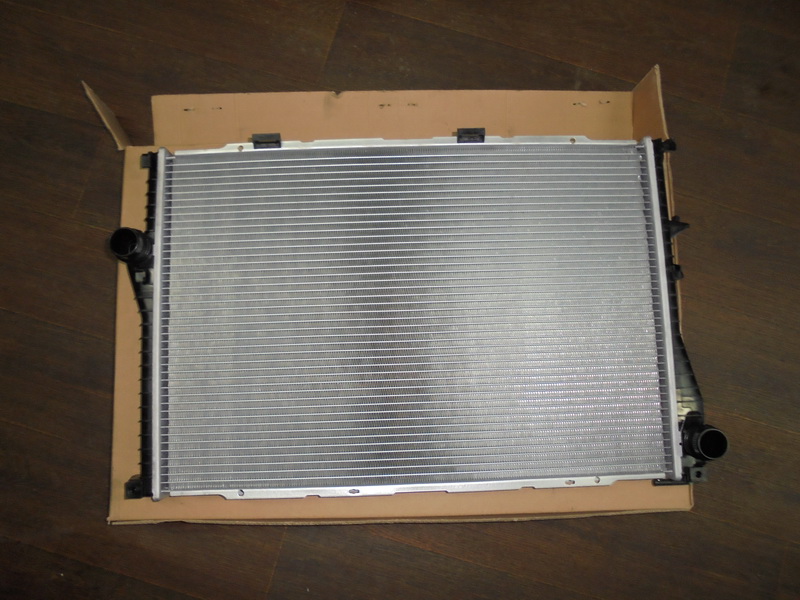 Радиатор охлаждающей жидкости BMW Е39 Е38
