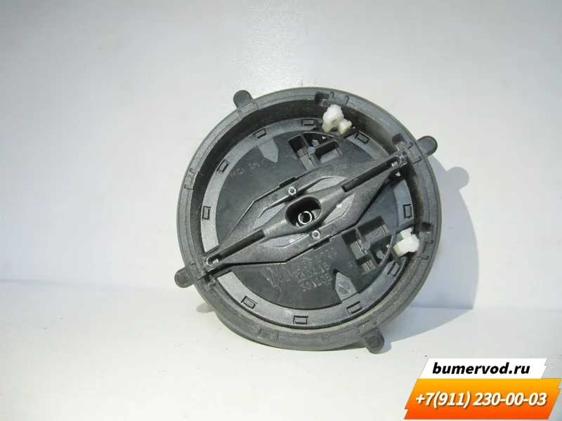 Моторчик зеркала правый BMW Е84 F20 F22 F23 F30 F32 F33 F34 F36 F87, i3 I01
