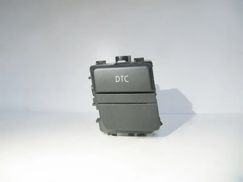 Кнопка DTC BMW Е60 E61