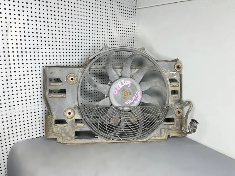 Вентилятор охлаждения радиатора BMW Е39