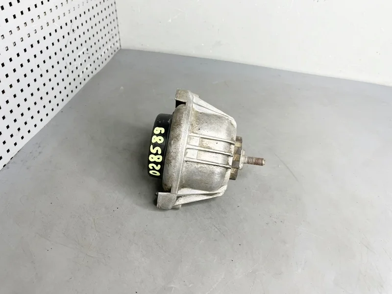 Опора двигателя BMW E81 E82 E87 E88 E90 E91 E92 E93 E84, Z4 E89