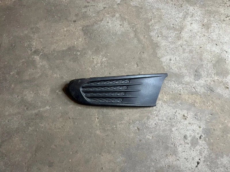 Решетка в бампер левая VW Polo (Sed RUS)