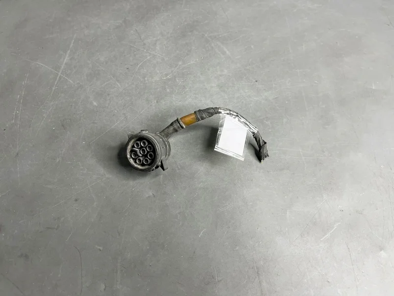Разъем BMW