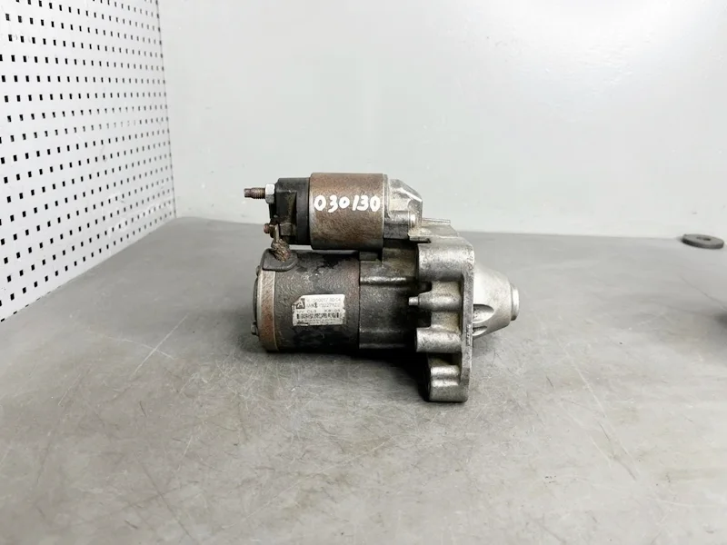 Стартер Citroen C1 C3 C4 C5 DS3, DS4, Berlingo, Mini Cooper, Peugeot 207 208 308, RCZ