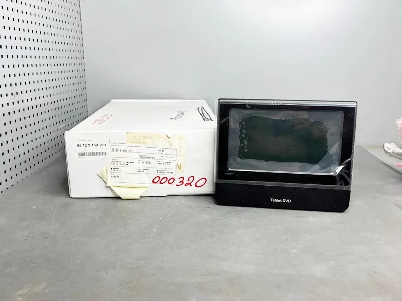 Монитор в задней части салона DVD TABLET BMW Е46 E39 E60 E38 E65 E83 E53 E70 F25 F26 F15 F16