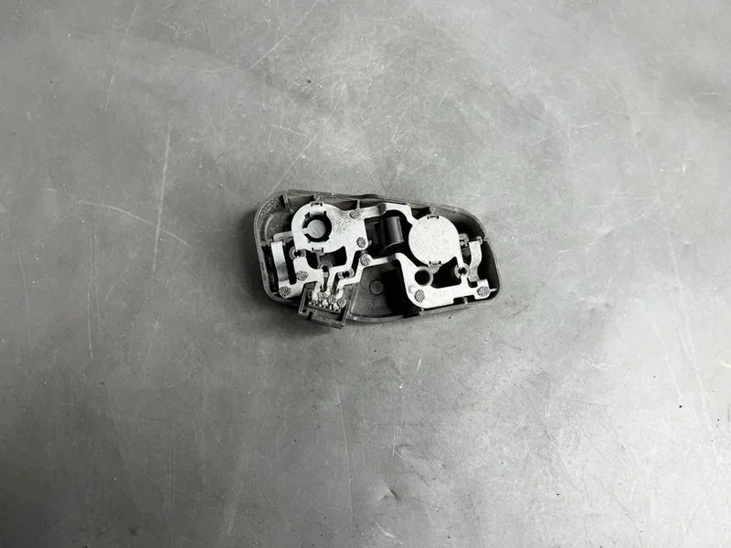 Плата заднего правого внутреннего фонаря BMW Е46