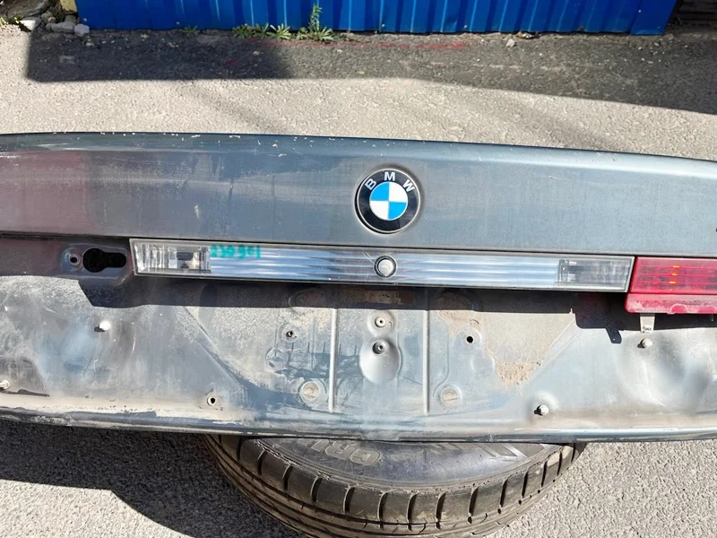 Планка подсветки номерного знака BMW E65 E66