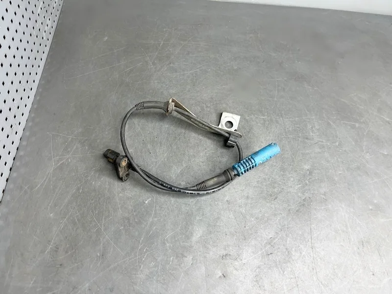 Датчик ABS передний BMW E39