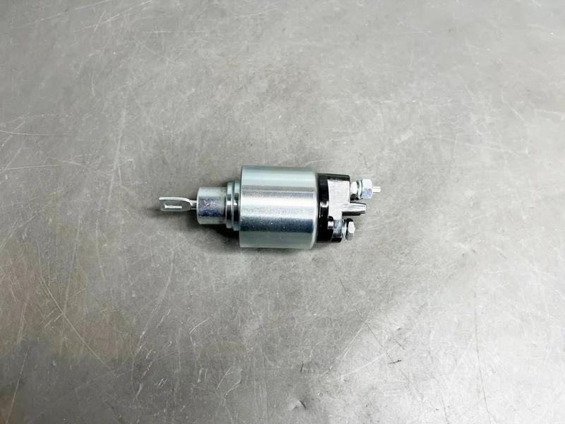 Втягивающее реле стартера BMW E81 E87 E88 E82 E90 E91 E92 E60 E83 E84 F01 F02
