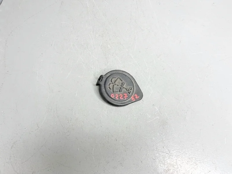 Крышка бачка омывателя BMW E87 E90 E39 E46 E60 E53 F30