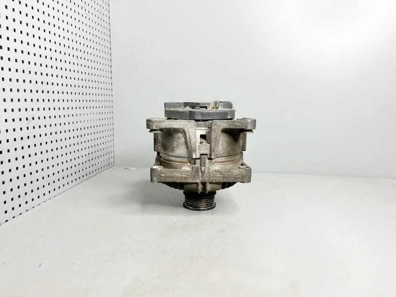 Генератор Opel Astra H, Signum, Vectra C, Zafira B