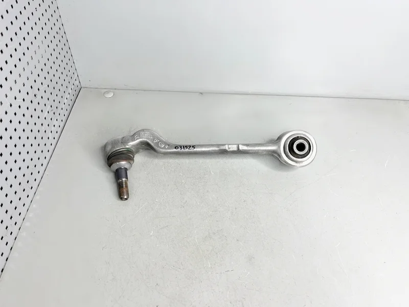 Рычаг передний правый нижний BMW E87 E90 E92 E93 E84