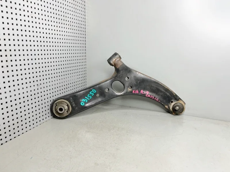 Рычаг передний правый Hyundai Solaris, KIA Rio