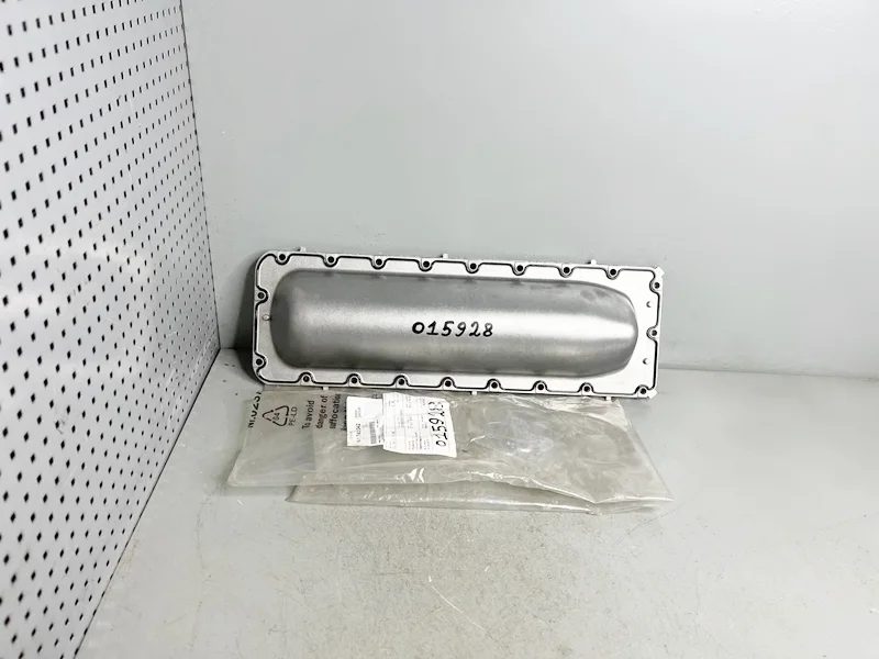 Крышка блока цилиндров (ванны) BMW Е39 E38 E53 E31 E32 E34, Z8 E52