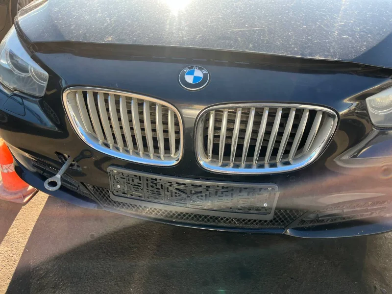 Решетка радиатора (ноздри) BMW F07 GT