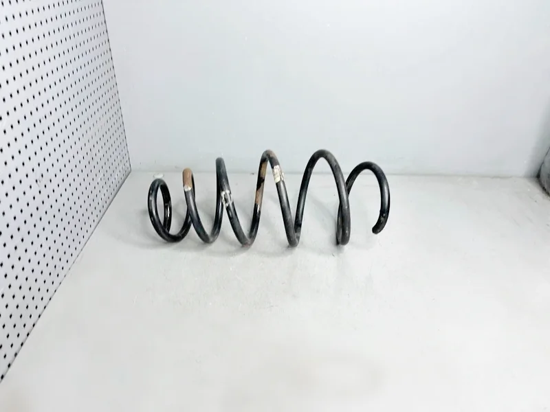 Пружина передняя Opel Astra GTC J