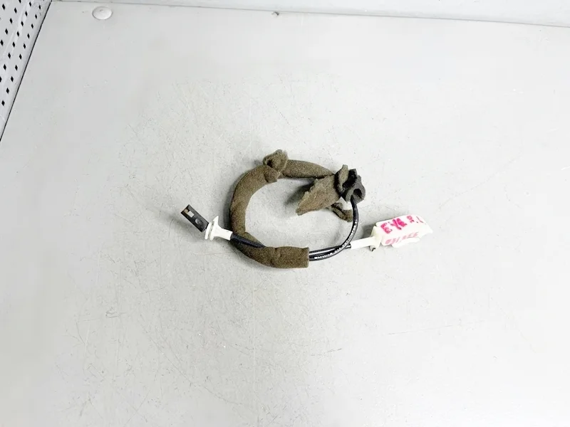 Трос открывания двери BMW Е46