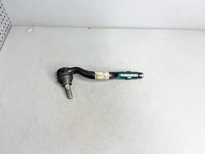 Наконечник рулевой правый BMW Е34