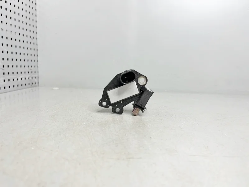 Реле-регулятор генератора