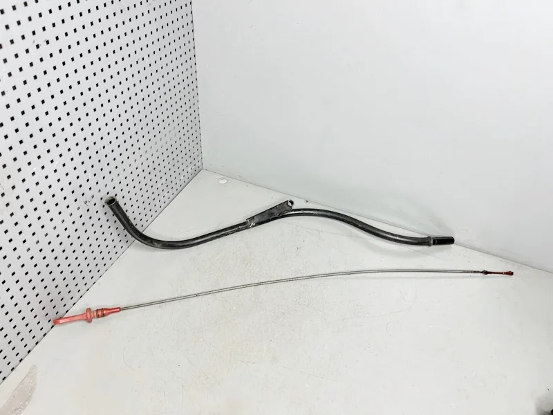 Щуп масляный в сборе с трубкой BMW E65 E66