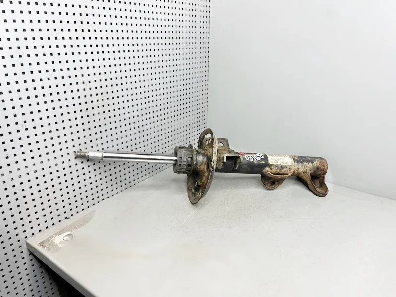 Амортизатор передний Mercedes W212