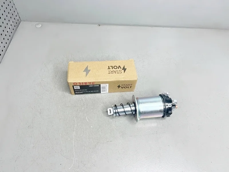 Втягивающее реле стартера