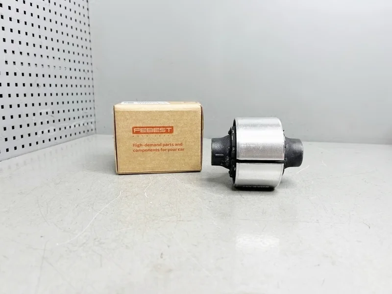 Сайлентблок переднего рычага BMW F85 F86