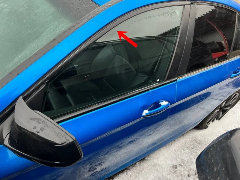 Молдинг двери передний левый верхний BMW F10