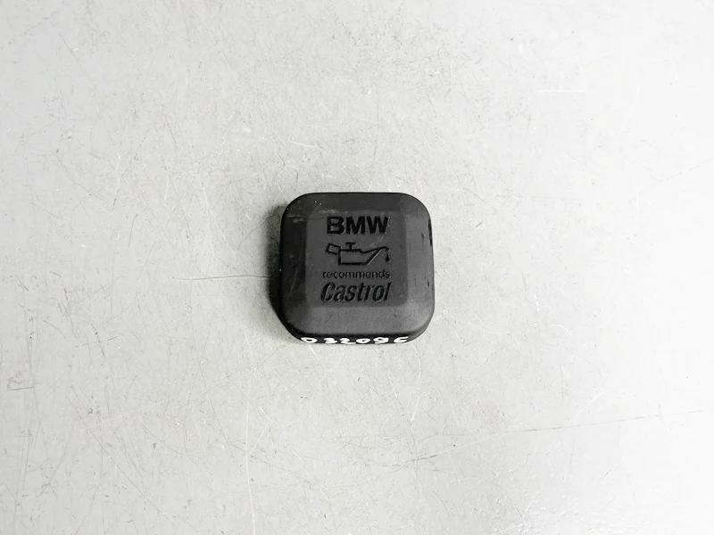 Крышка маслозаливной горловины BMW Е87 Е36 Е90 Е46 Е34 Е39 Е63