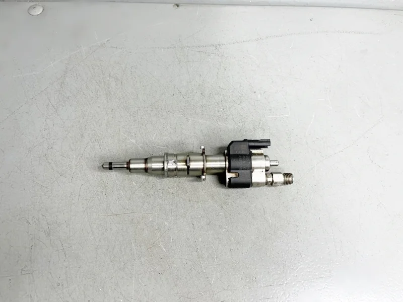 Форсунка инжекторная электрическая BMW E82 E90 E60 F10 F07GT F01 E70 E71, Z4 E89