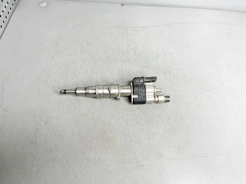 Форсунка инжекторная электрическая BMW E82 E90 E60 F10 F07GT F01 E70 E71, Z4 E89