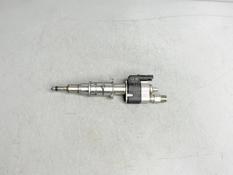 Форсунка инжекторная электрическая BMW E82 E90 E60 F10 F07GT F01 E70 E71, Z4 E89