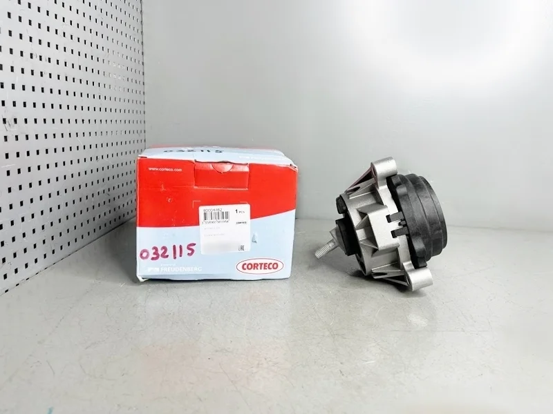 Опора двигателя правая BMW F20 F21 F22 F30 F34 F32 F36 F25 F26