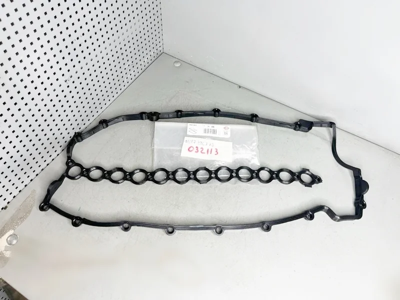 Прокладка клапанной крышки BMW Е53 Е39 Е38 E90 E46 E60 E65 E70 E71