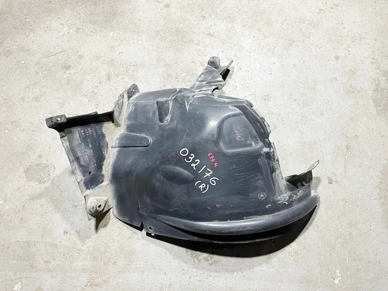 Локер передний правый BMW E70