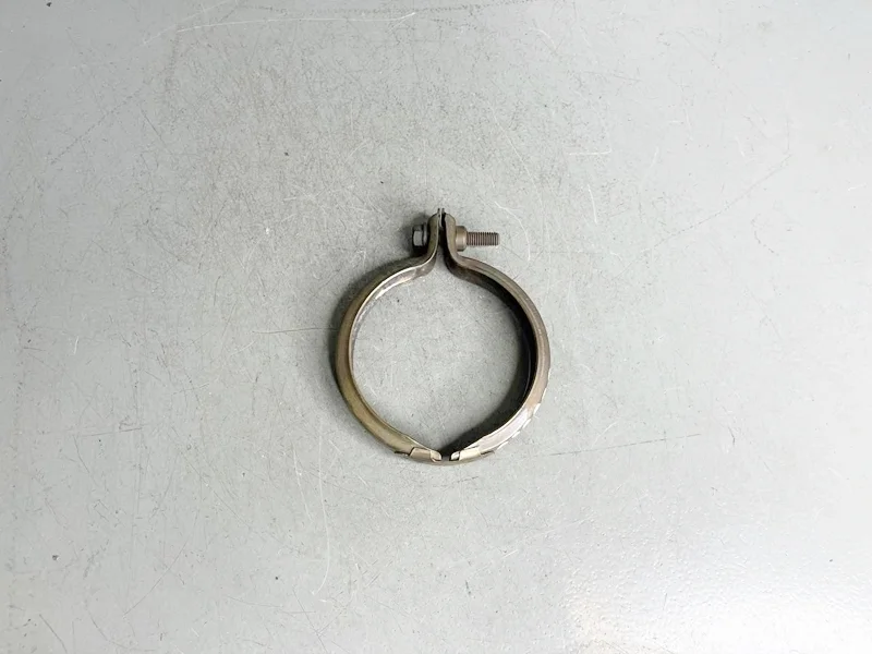 Хомут глушителя BMW E82 E88 F20 F87 F90 E92 E93 E70 E71 E84 F25 F26 F30 F34 F07 F10 F80 G05 G06 G07 G20 G30